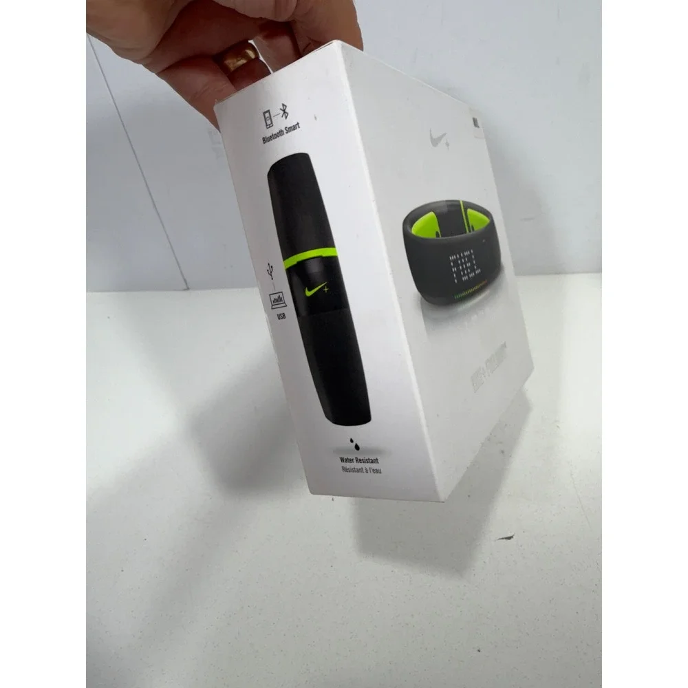 Nike+ FuelBand SE Black Volt Fitness Tracker Smart Band WM0110-071 M/L